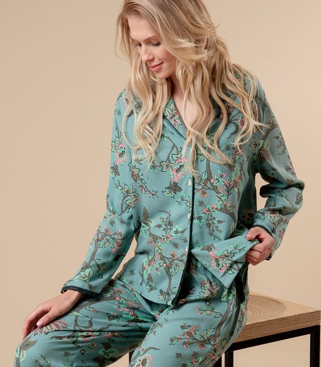 Пижама с цветочным принтом