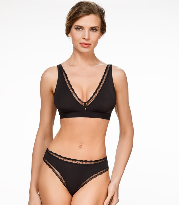 2222 Бюстгальтер